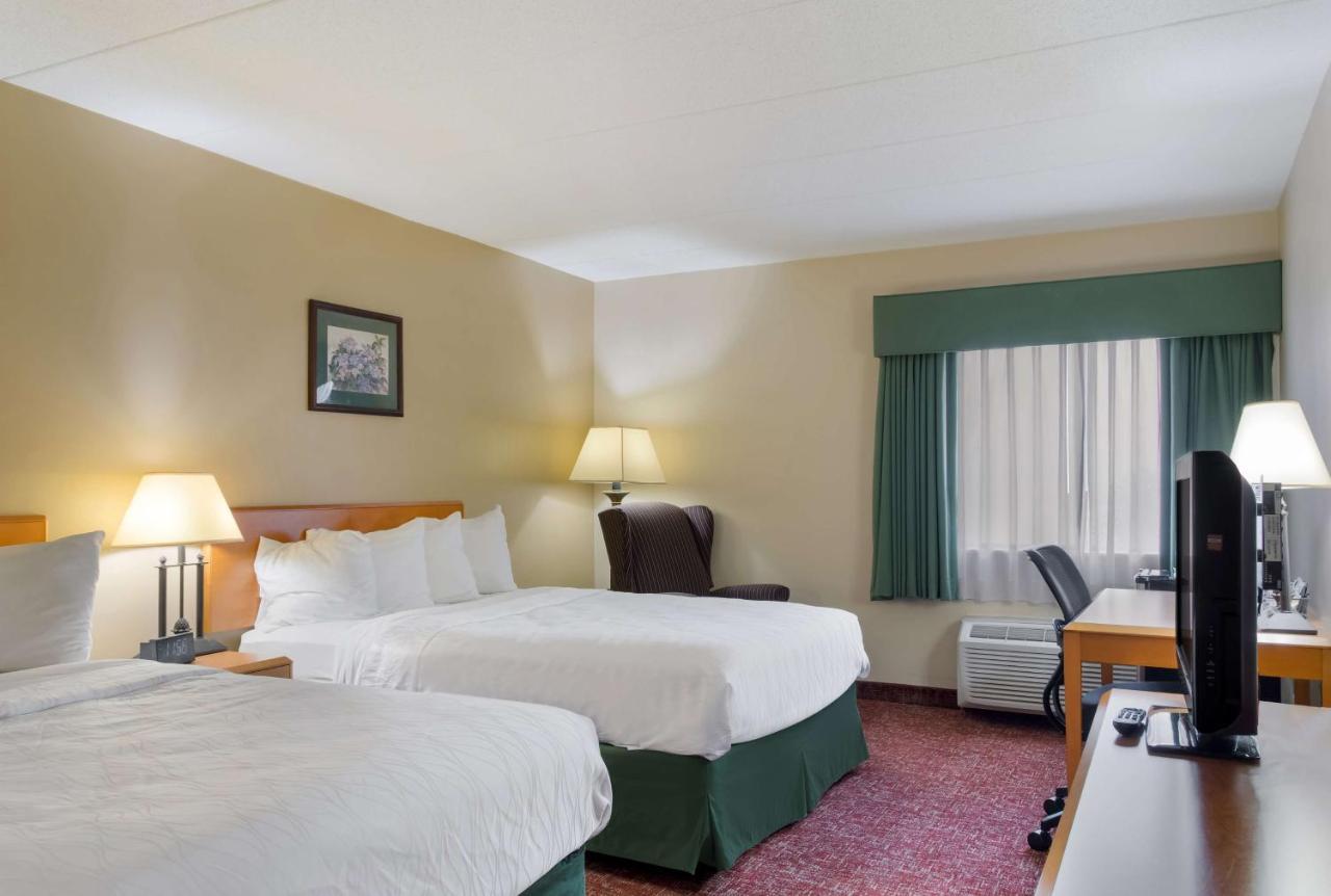 All Seasons Inn & Suites Smithfield Eksteriør billede