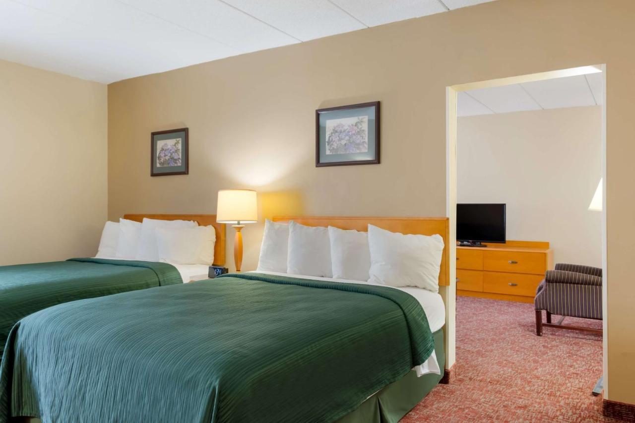 All Seasons Inn & Suites Smithfield Eksteriør billede