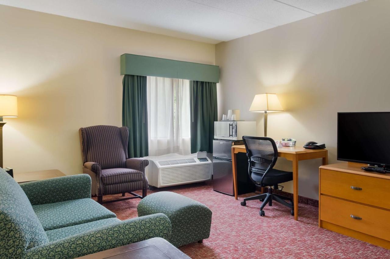 All Seasons Inn & Suites Smithfield Eksteriør billede